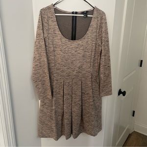 Gray H&M dress with pleated skirt, pockets and exposed back zipper- size Large